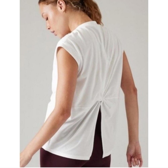 Athleta Outbound Twist Tee In White Size S - Picture 1 of 7